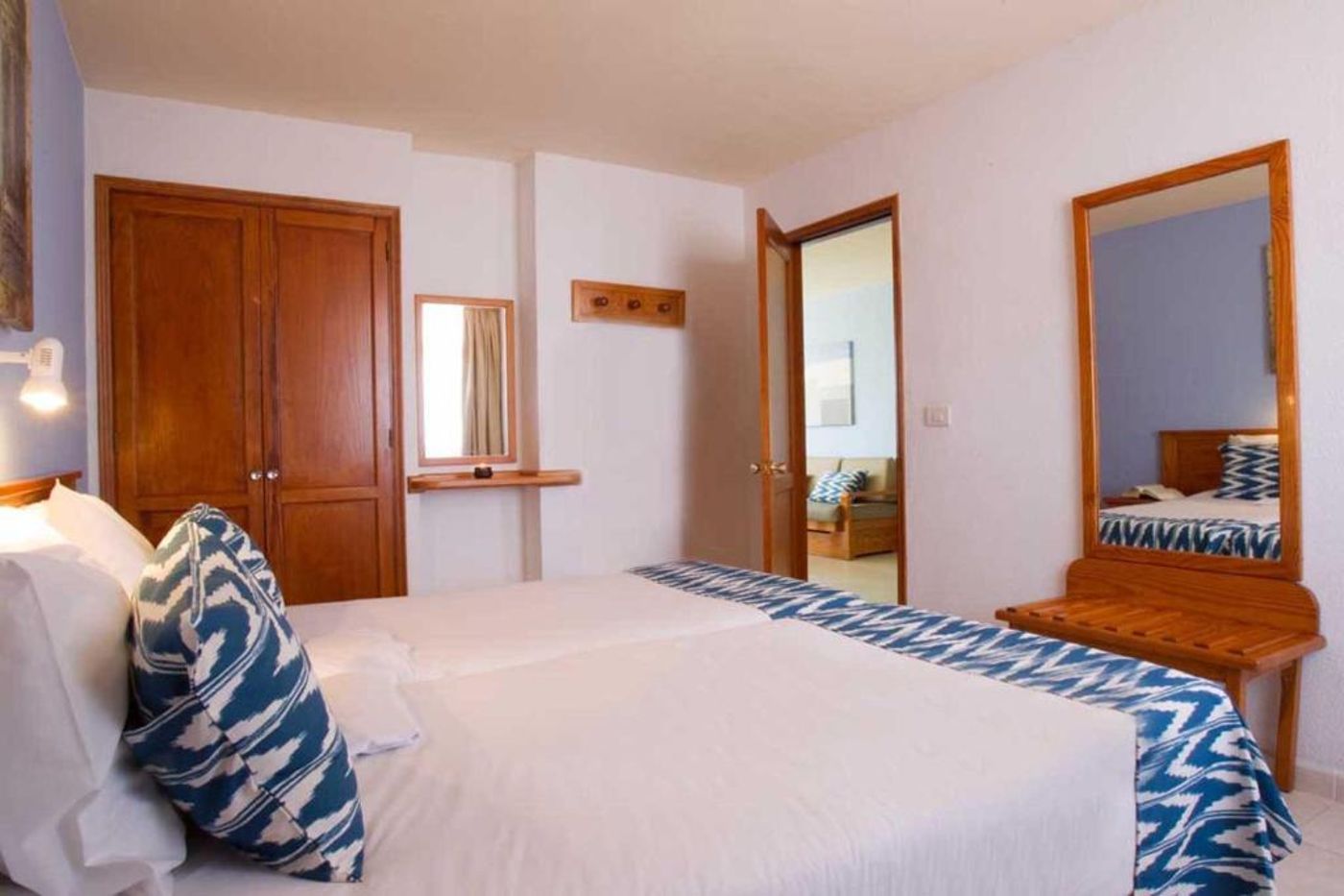 Playa-del-Sol-Apartments---Adults-Only-Room-45