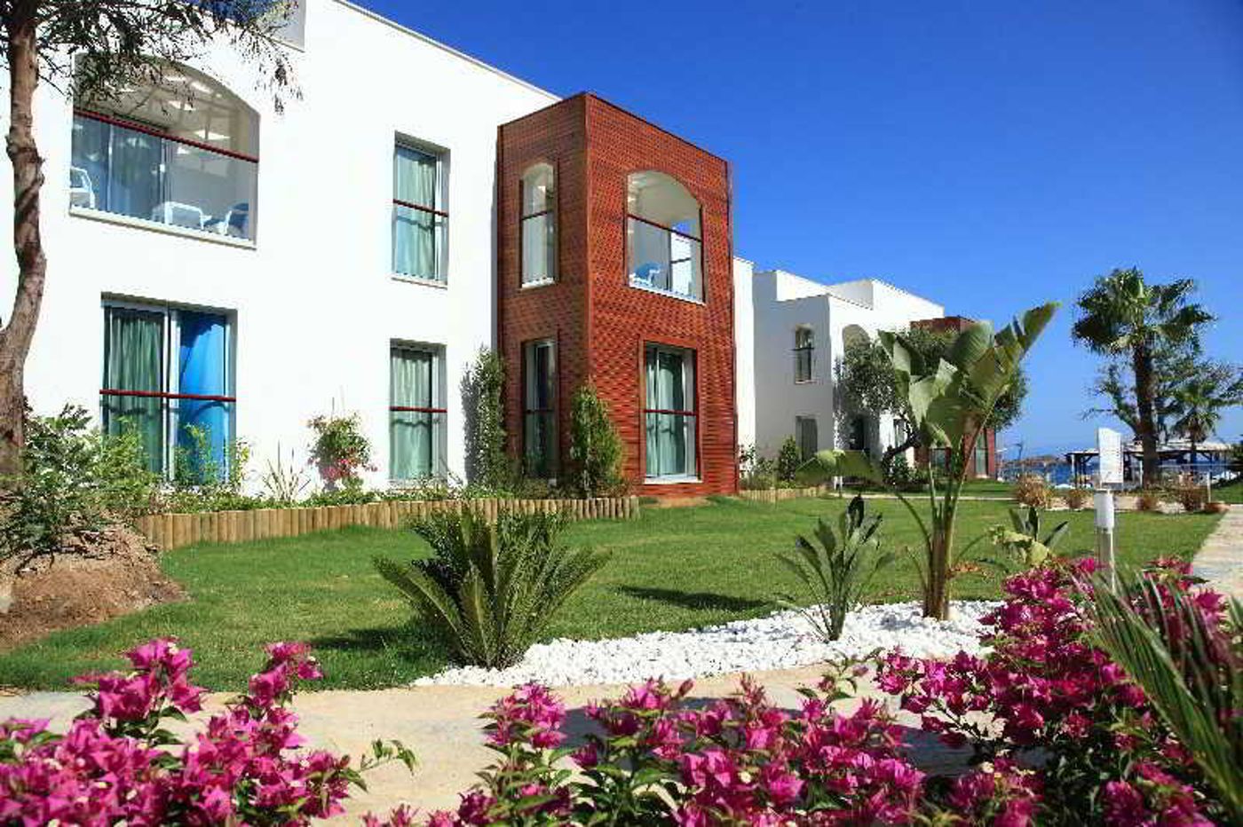 Luvi-Hotel-General-view-7