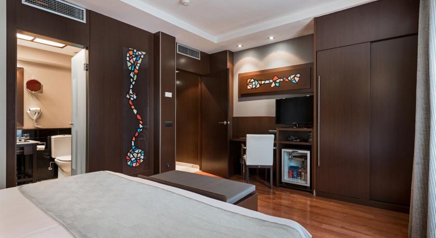 Catalonia-Goya-Room-26