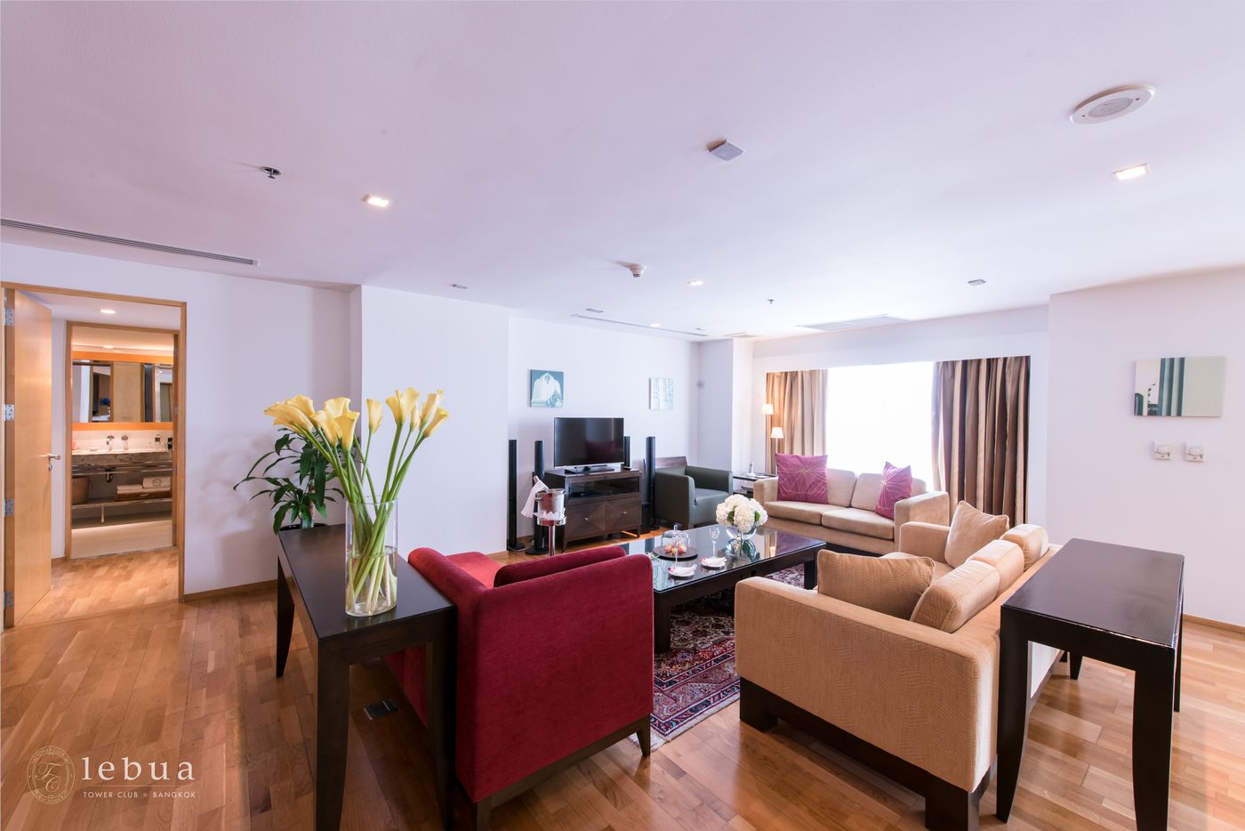 Tower-Club-at-Lebua-Room-43