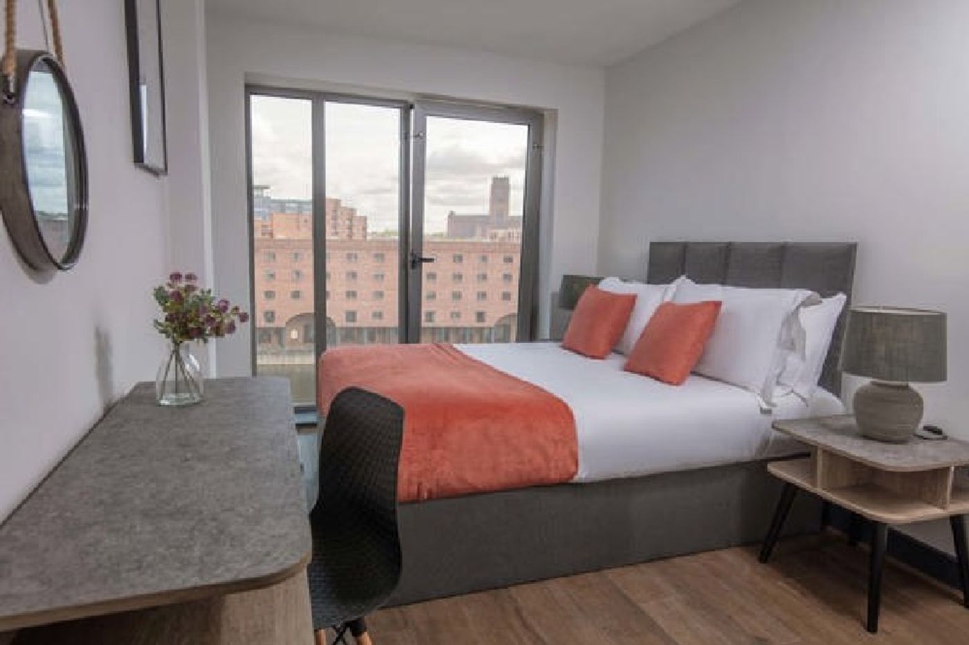 Dockside Aparthotel Bw Signature Collection-United Kingdom-Liverpool-Room-7