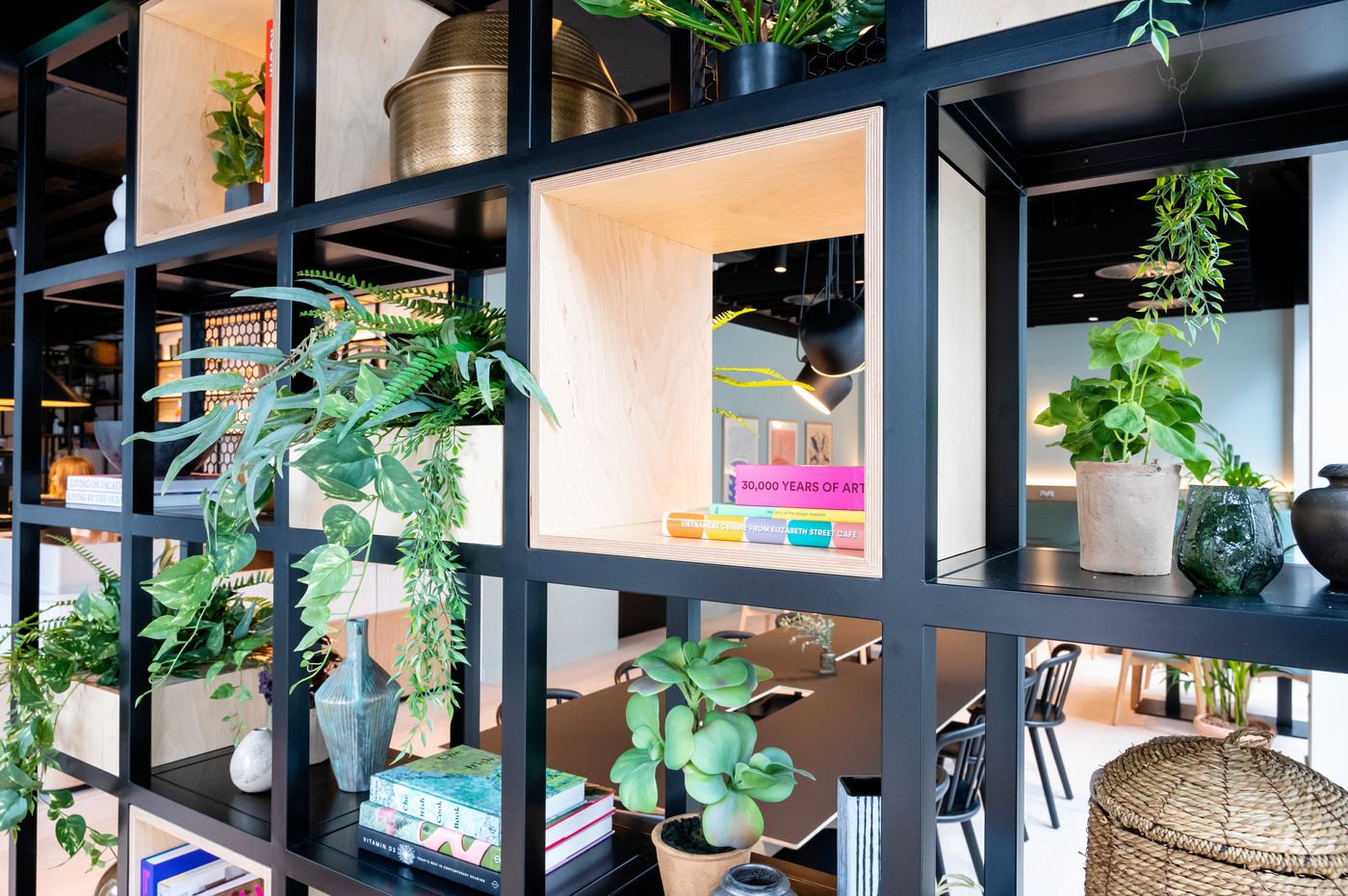 Staycity-Aparthotels-City-Quay-Lobby-17