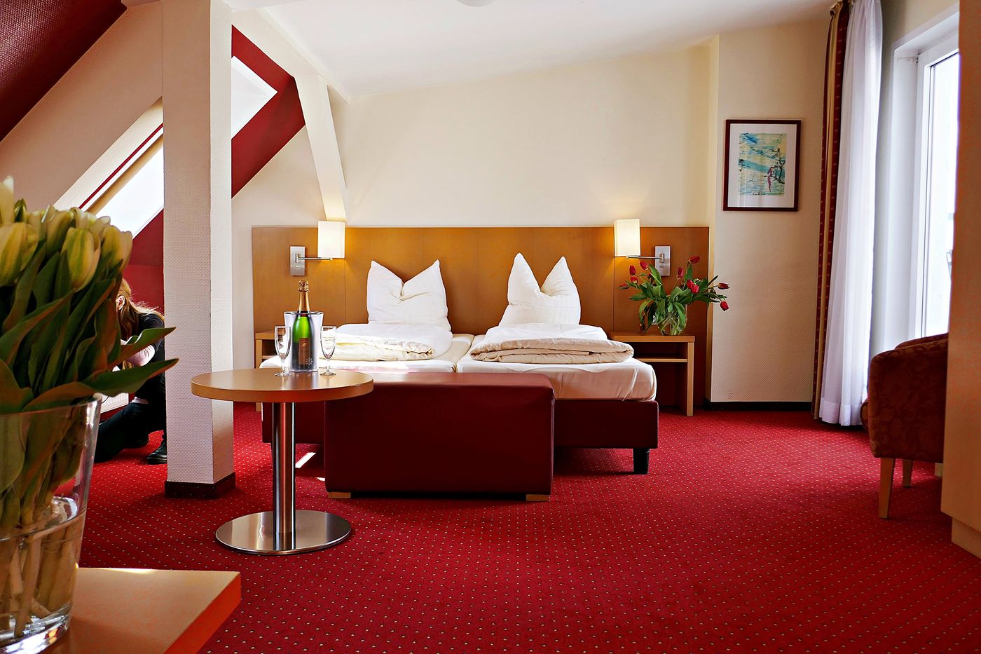 Air-in-Berlin-Hotel-Room-3