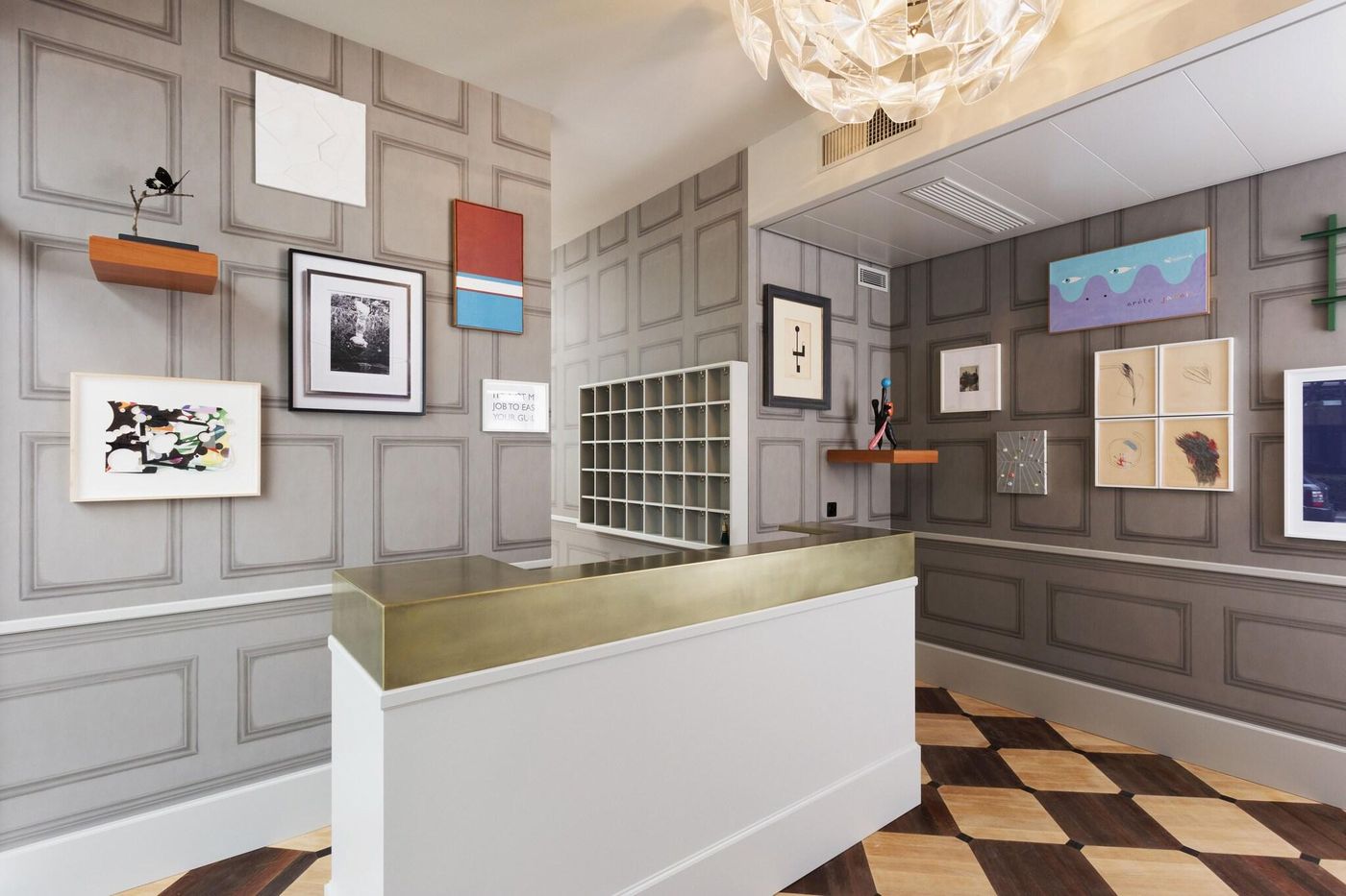 Hotel Restaurant Helvetia-Switzerland-Zurich-Lobby-8