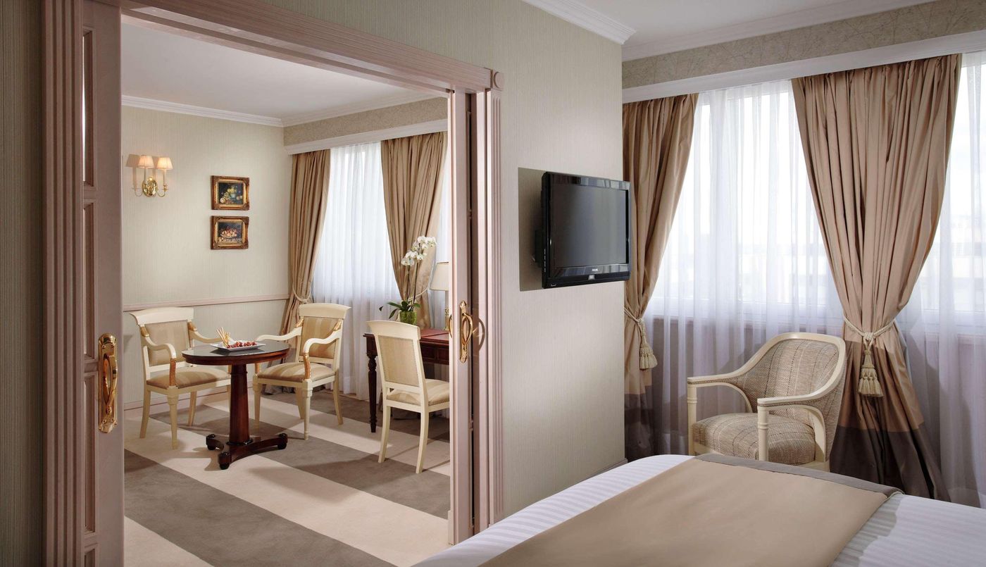 Melia-Castilla-Room-32