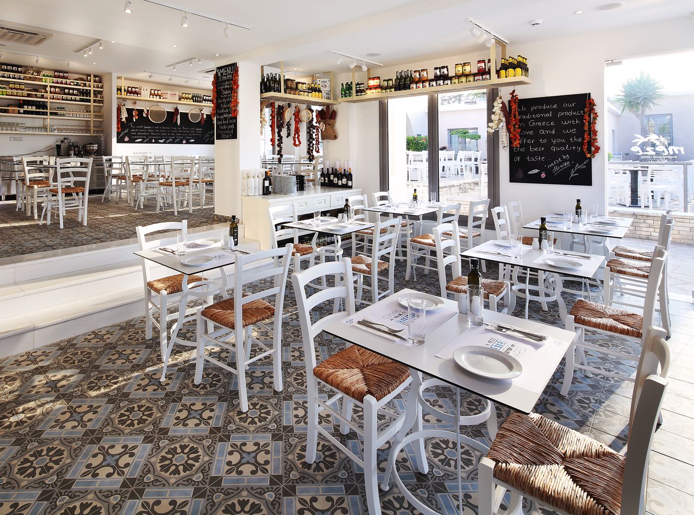 Louis-St-Elias-Resort---Waterpark-Restaurant-65