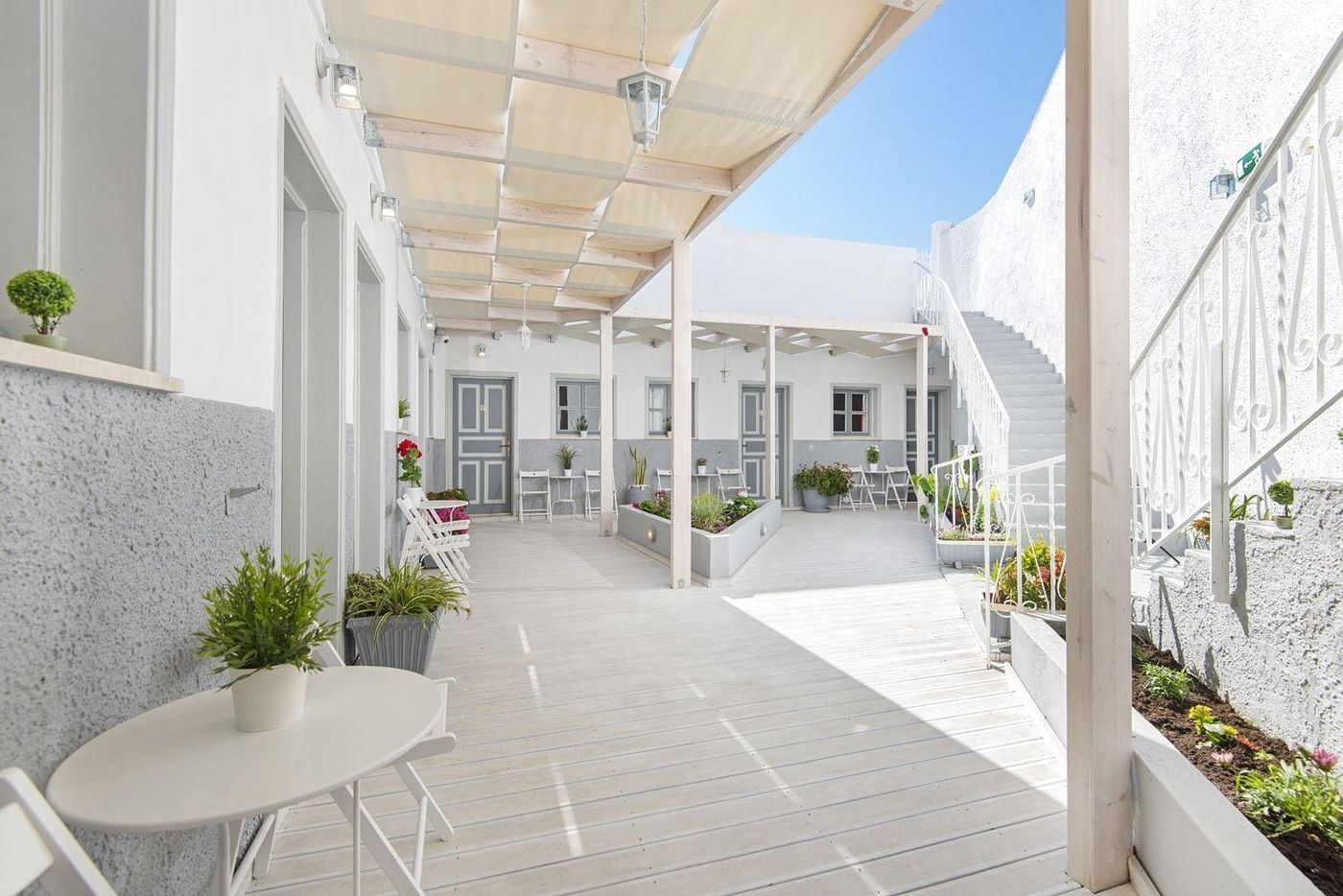 Lindos-Harmony-Suites-Terrace-1