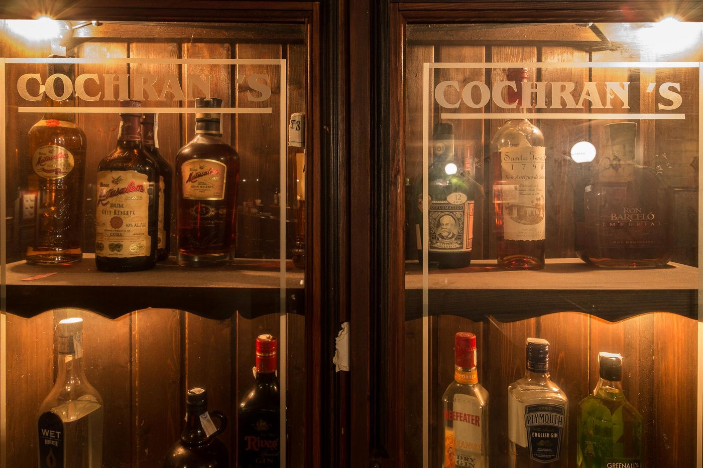 Toboso-Apartments-Bar-26