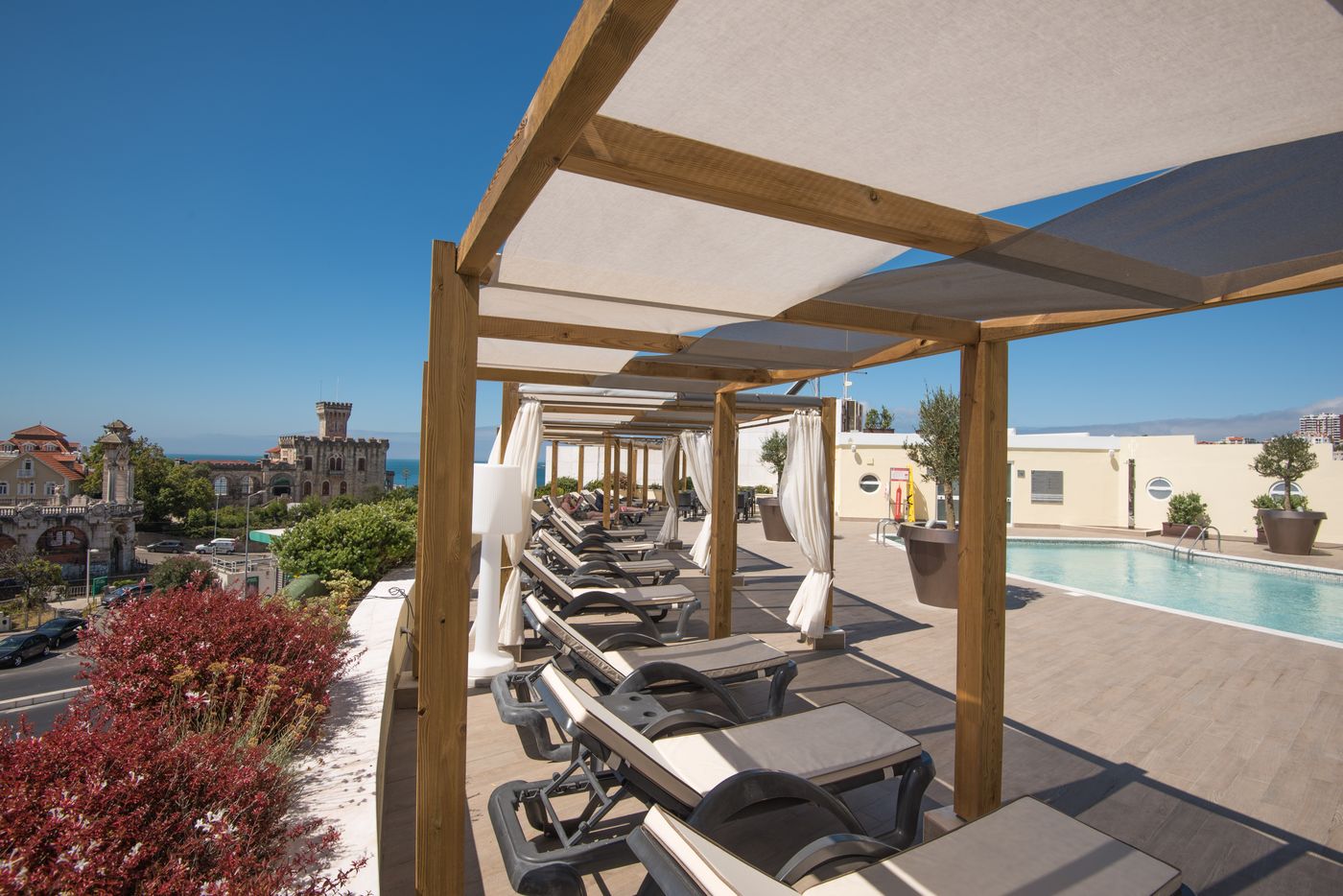 Vila-Gale-Estoril---Adults-Only-Pool-33