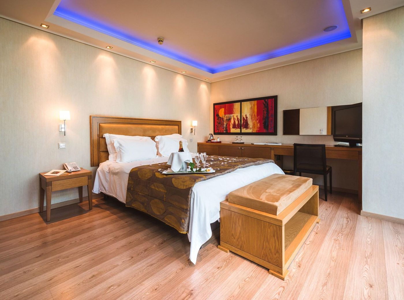 Golden-Age-of-Athens-Room-4