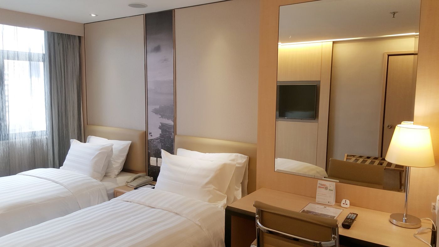 Metropark-Mongkok-Room-17