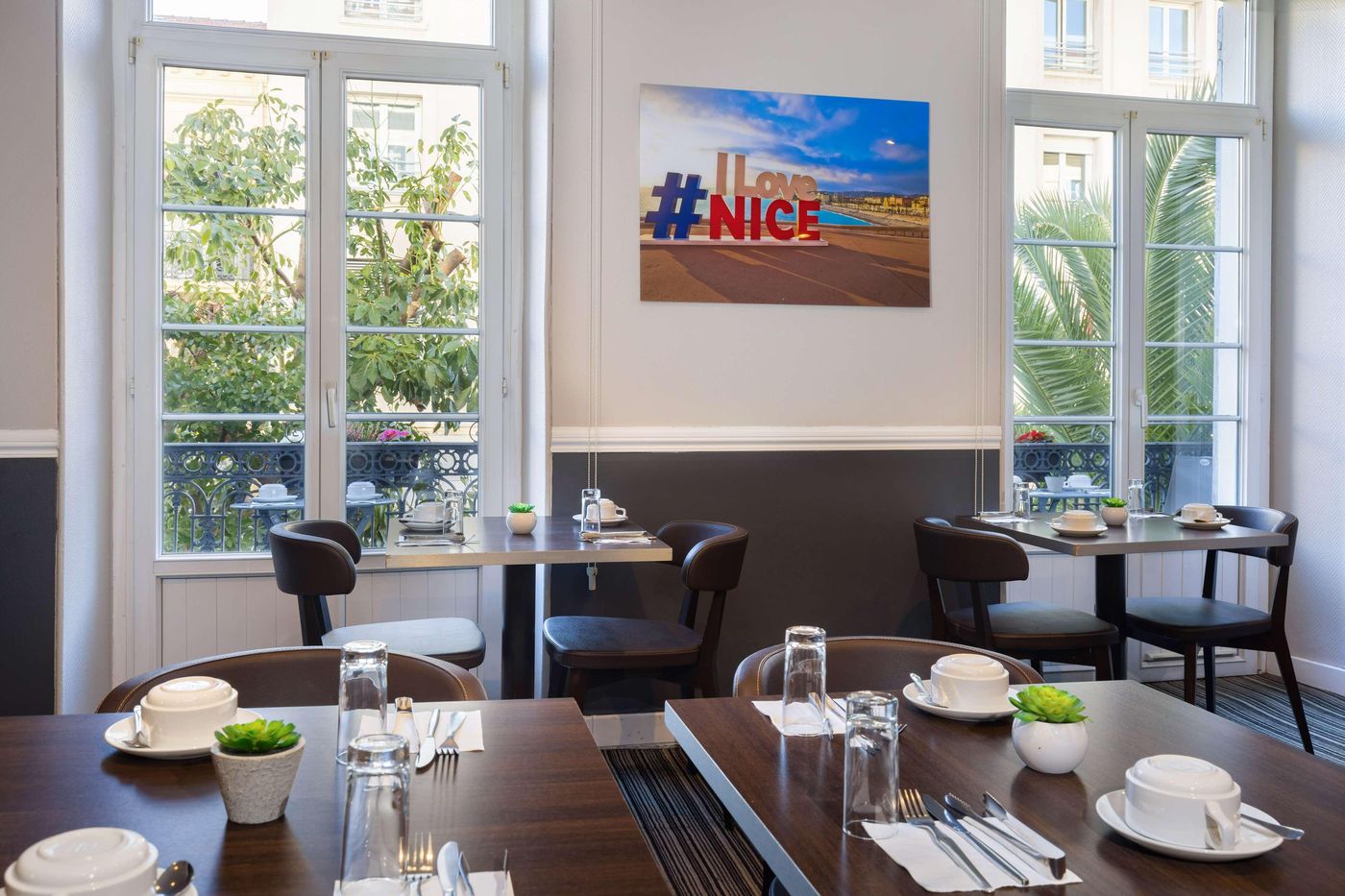 Best-Western-New-York-Restaurant-53