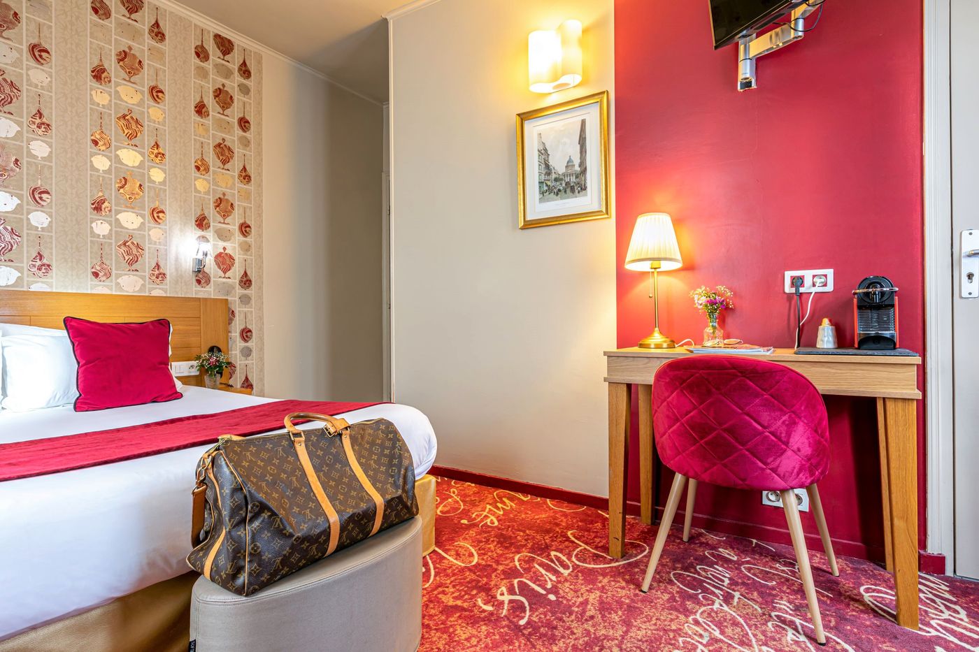 Hotel-Romance-Malesherbes-by-Patrick-Hayat-Room-16