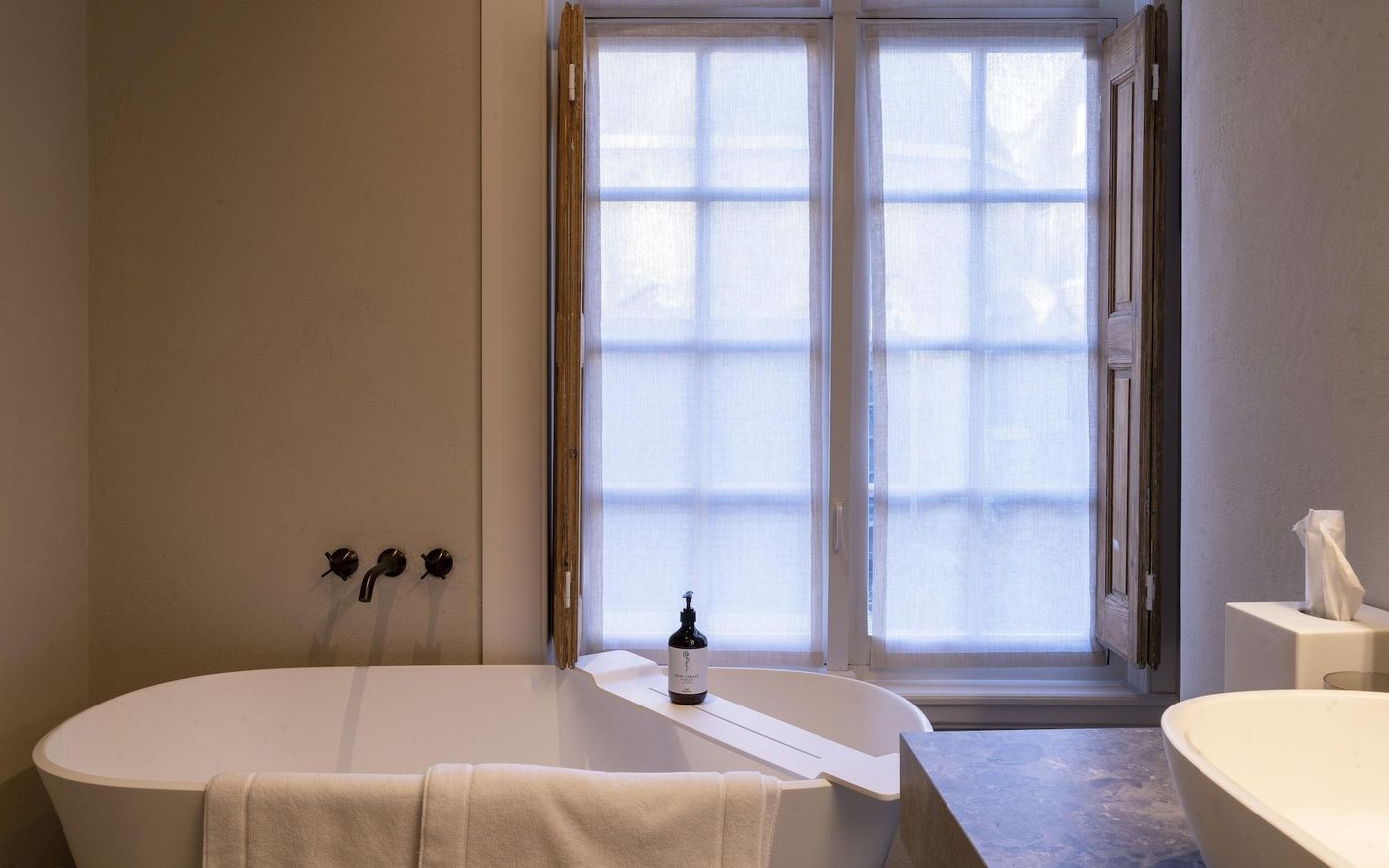 Botanic Sanctuary Antwerp-Belgium-Antwerp-Room-10