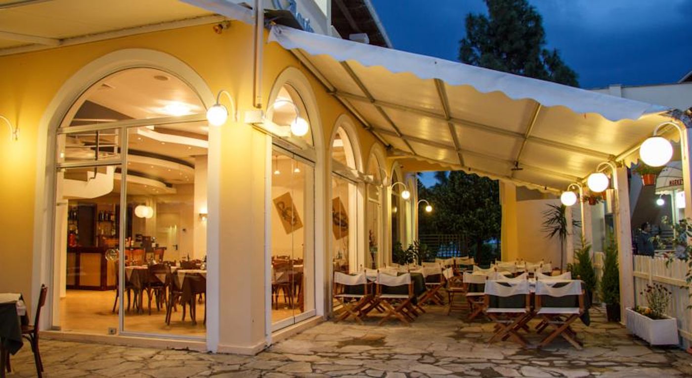 Govino Bay Apartments