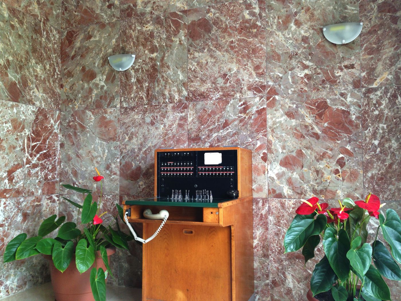 Carmen-Teresa-Lobby-28