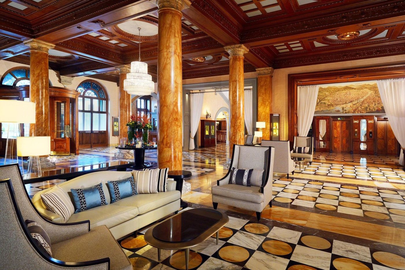 The-Westin-Excelsior-Lobby-6