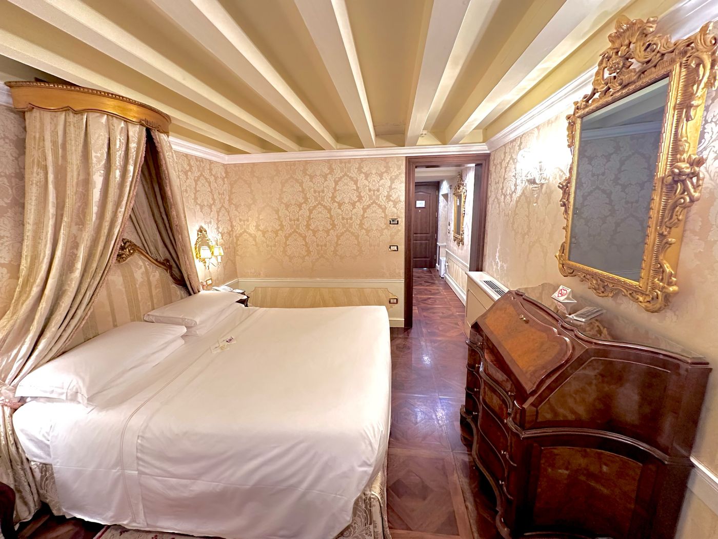 Hotel-Canal-Grande-Room-36