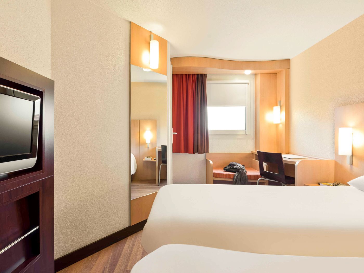 ibis-Nice-Centre-Gare-Room-35