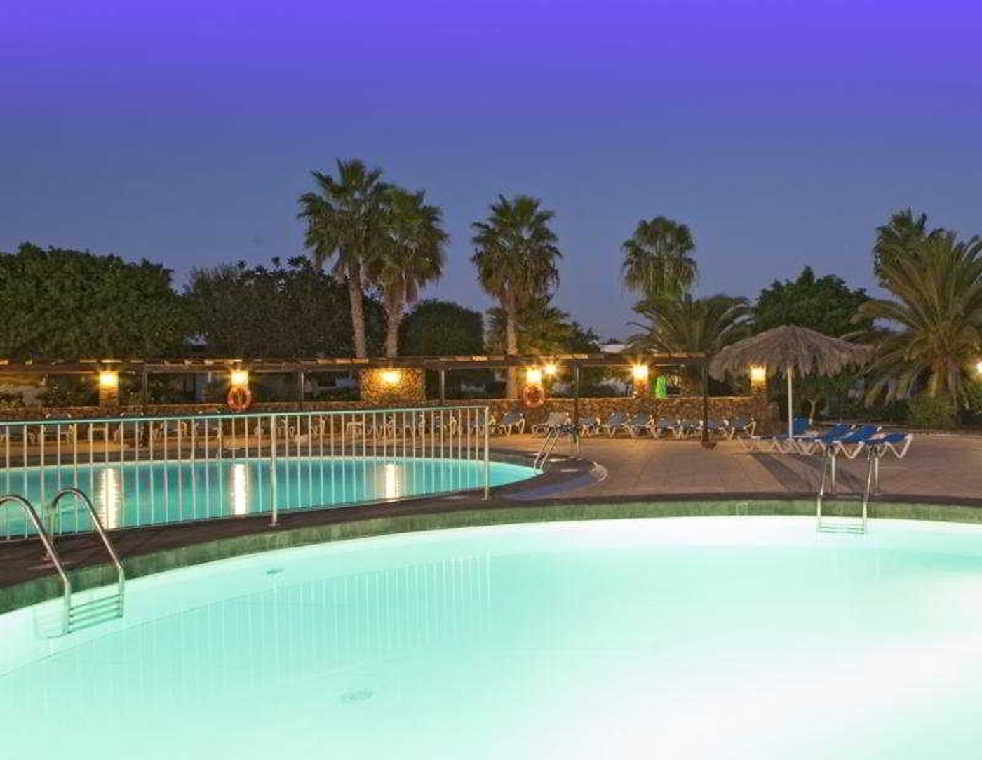 Playa-Limones-Pool-11