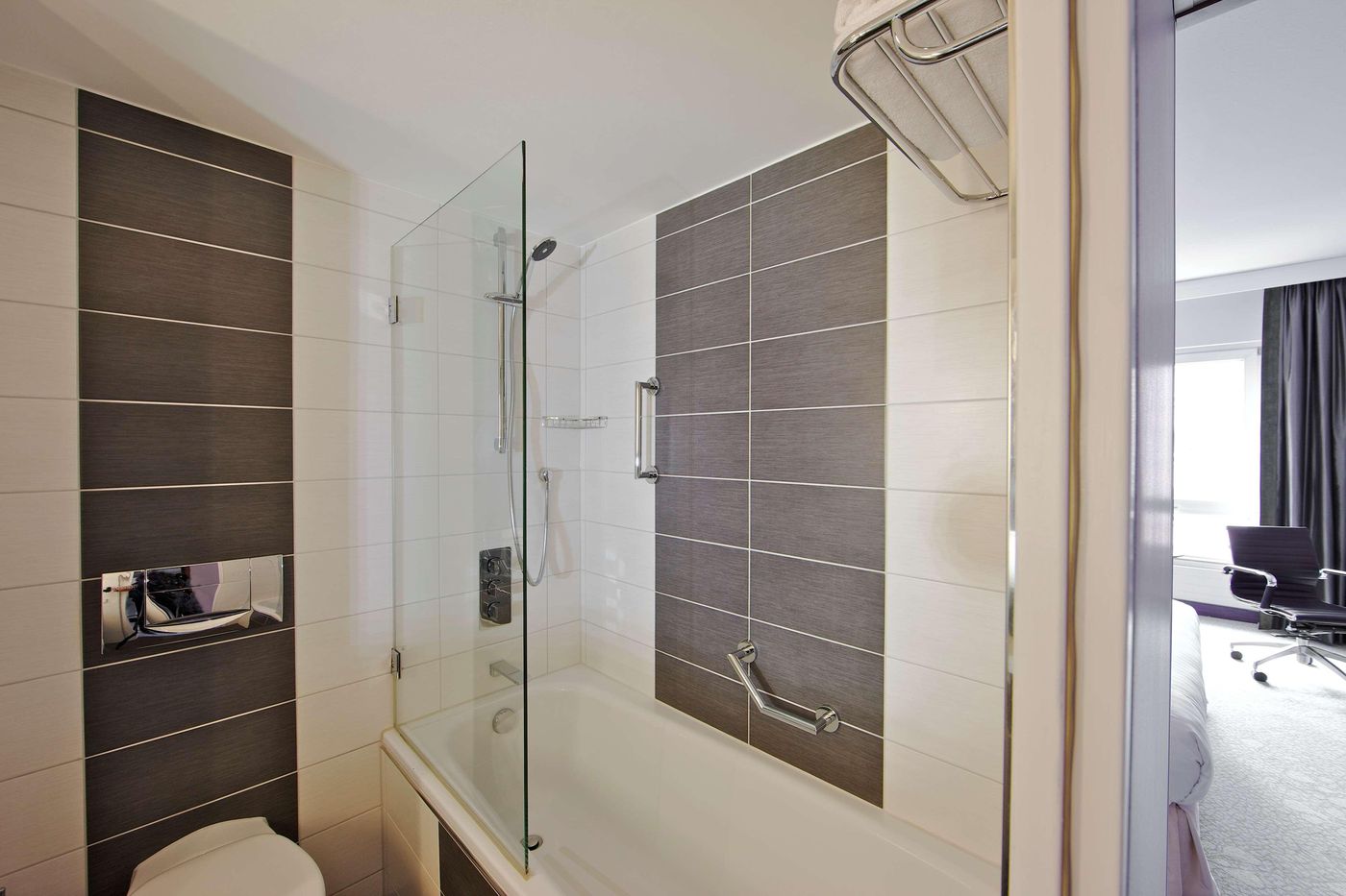 Dorint-Hotel-Bonn-Room-43