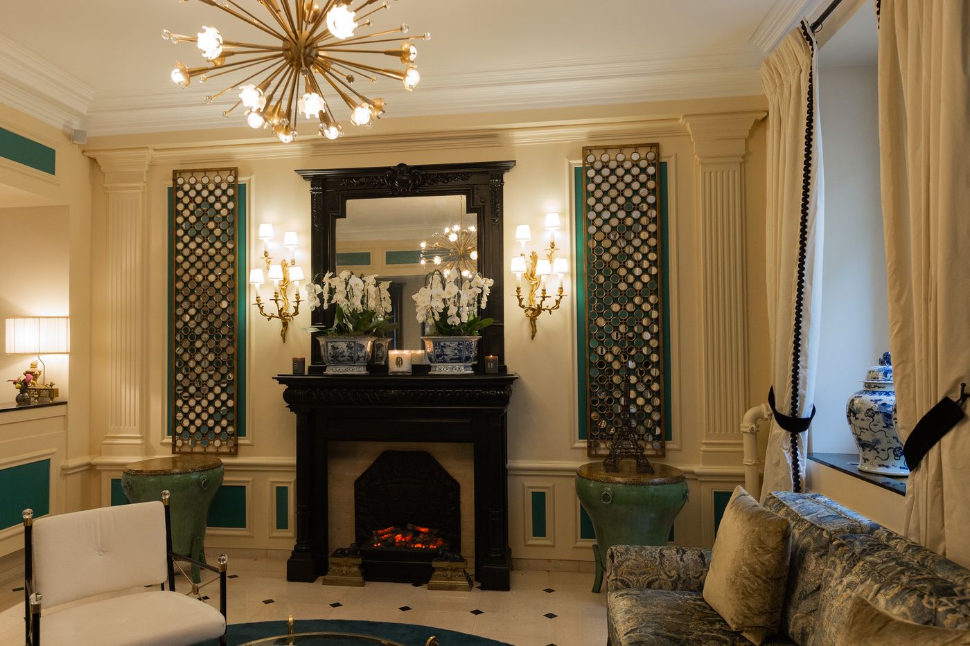 West end Paris-France-PARIS-Lobby-9