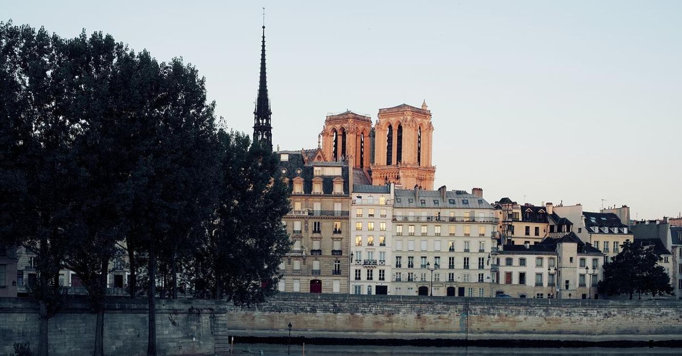 Melia-Paris-Tour-Eiffel-Sports-and-Entertainment-11