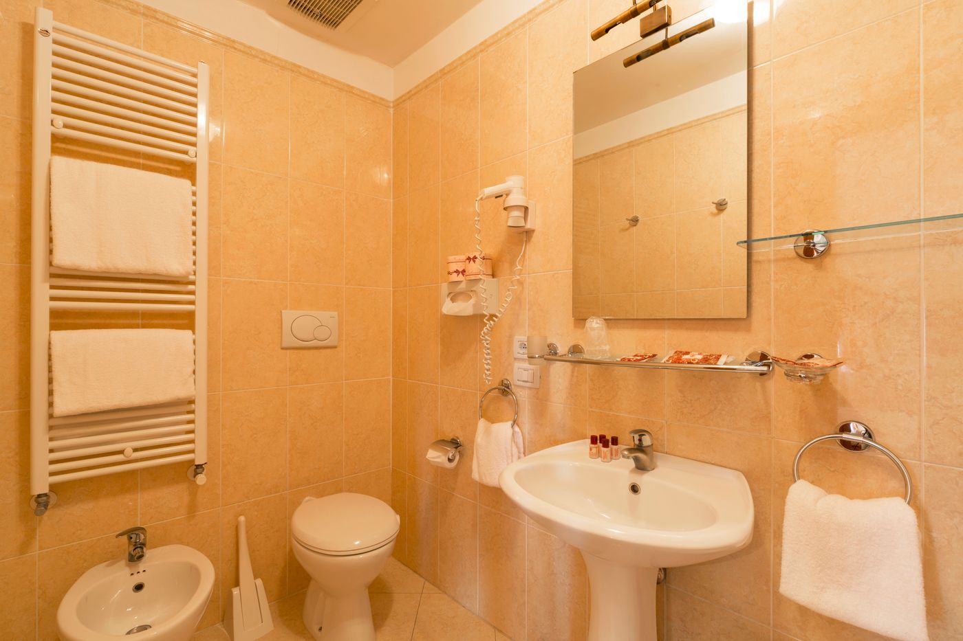 Palazzo-Guardi-Room-42