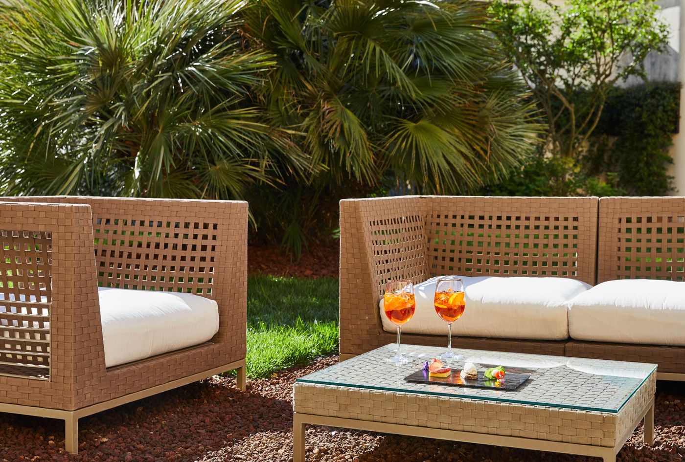 Hotel-Indigo-Venice---Sant-Elena-Bar-68