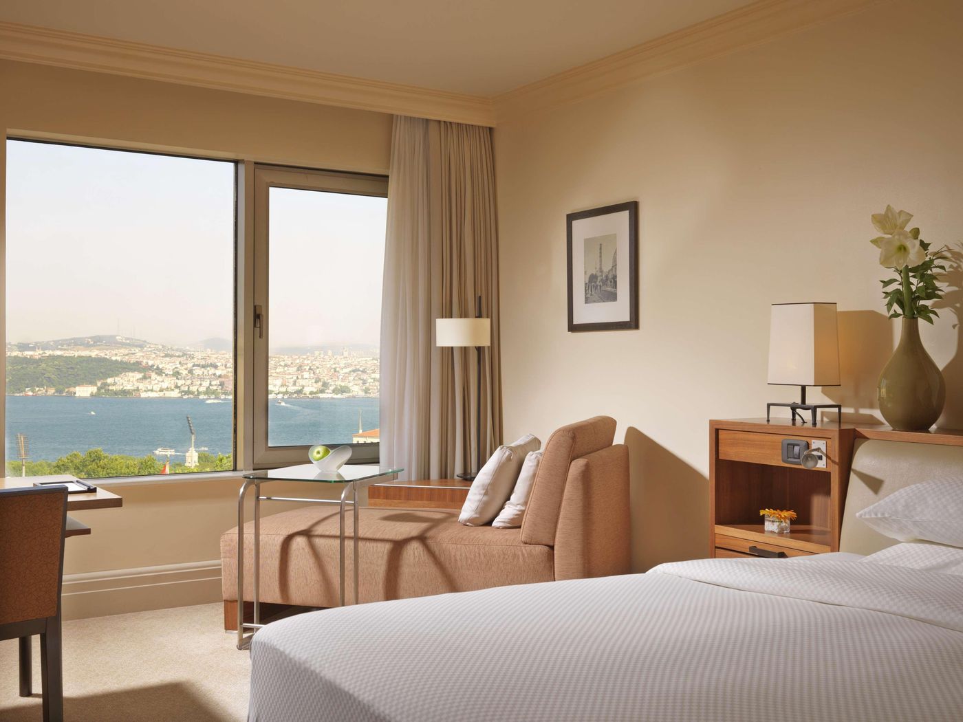 Grand-Hyatt-Istanbul-Room-27
