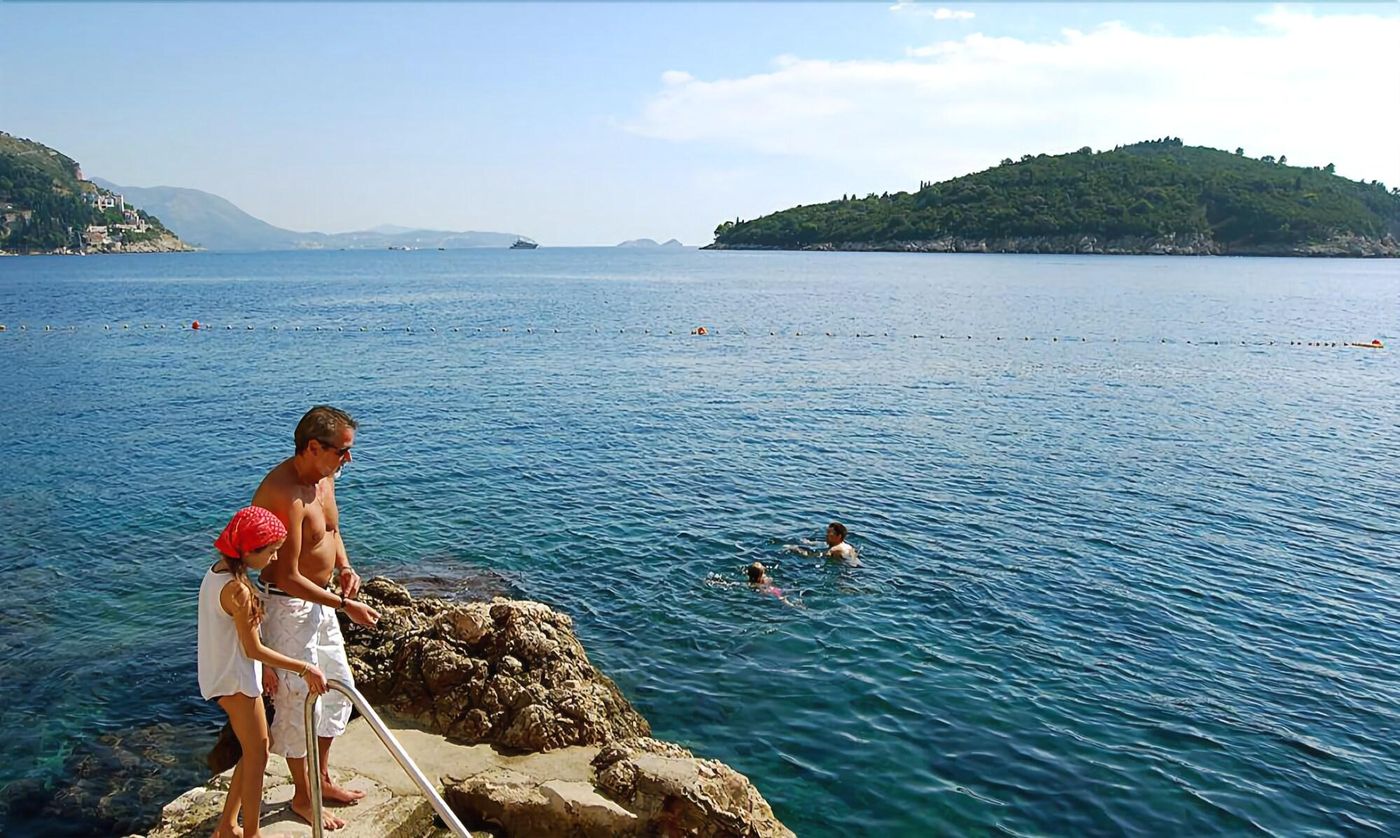 Rilati-Old-Town-Palace-Beach-60