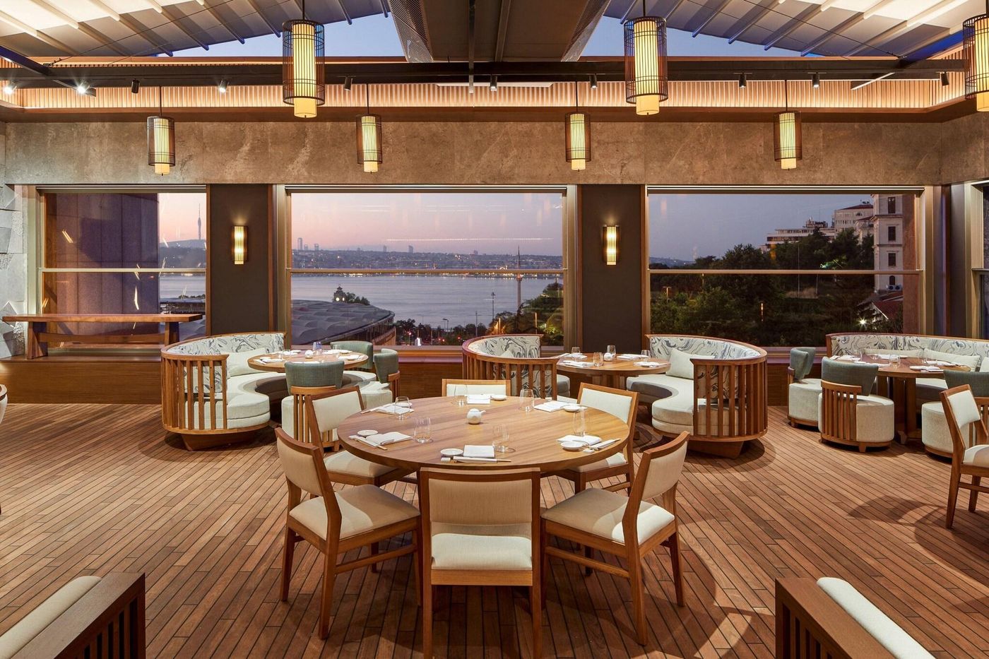 The-Ritz-Carlton-Istanbul-Restaurant-16