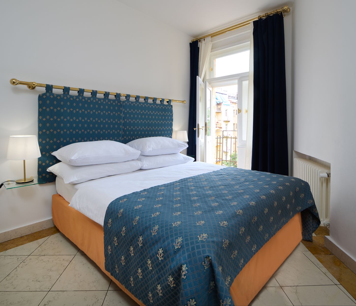 Residence-La-Fenice-Room-11