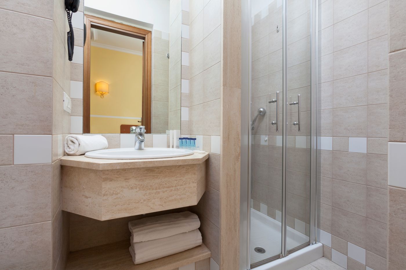 Hotel-Kennedy-Room-54