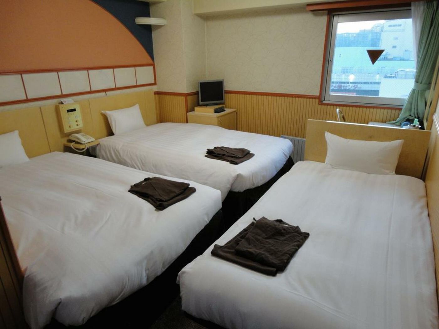 Marutani-Japan-TOKYO-Room-9