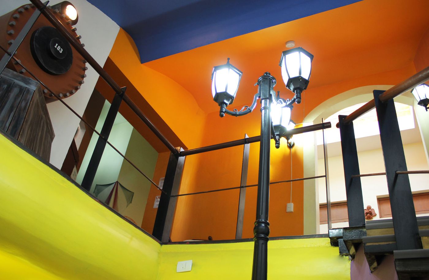 Hostel Amigo-Mexico-MEXICO DF-General view-7