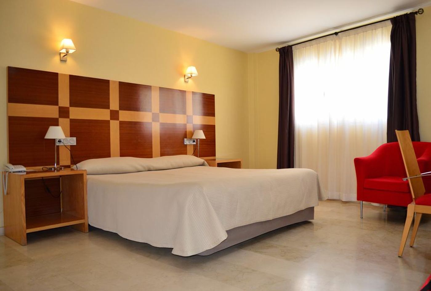 Hotel-Porto-Calpe-Room-9