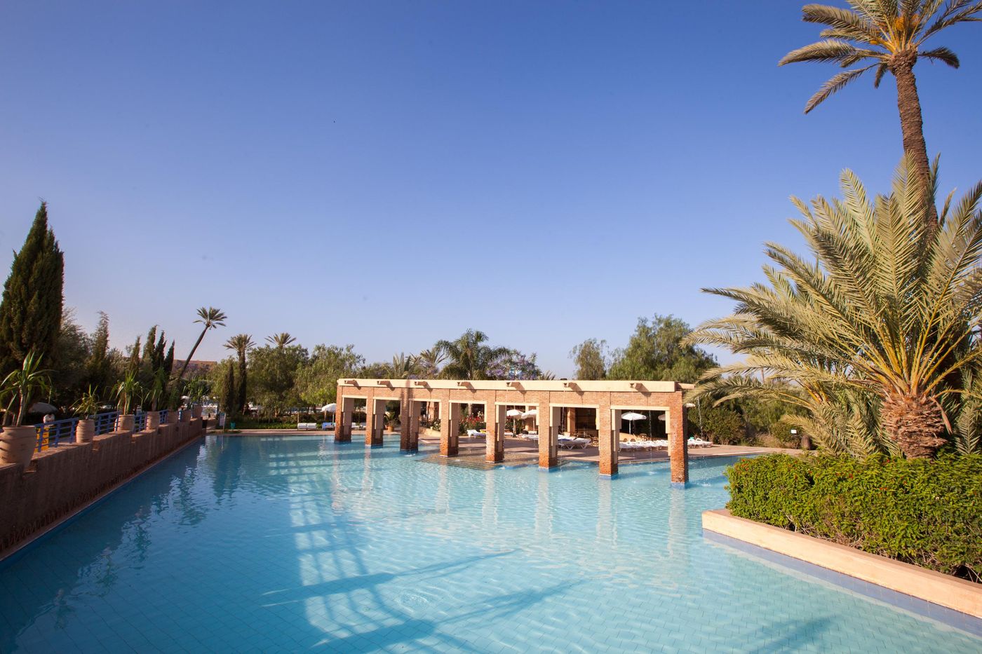 Valeria-Madina-Club-Pool-2