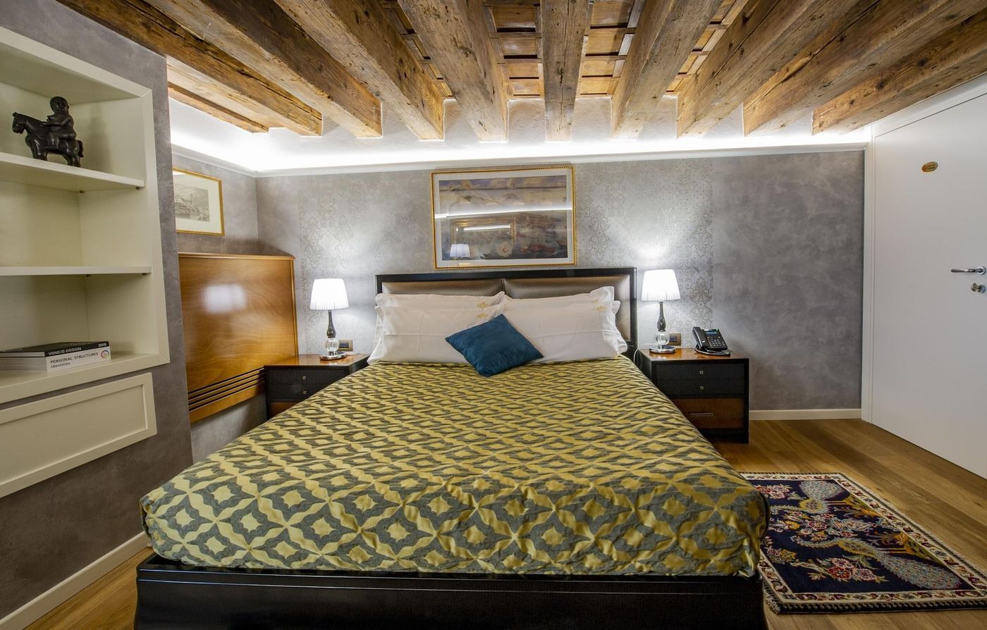 EGO--Residence-Venice-Room-17