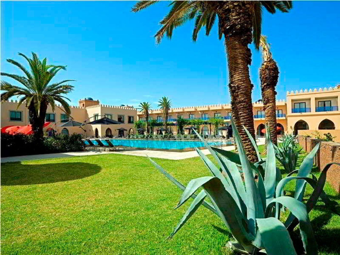 Adam-Park-Hotel---Spa-General-view-8