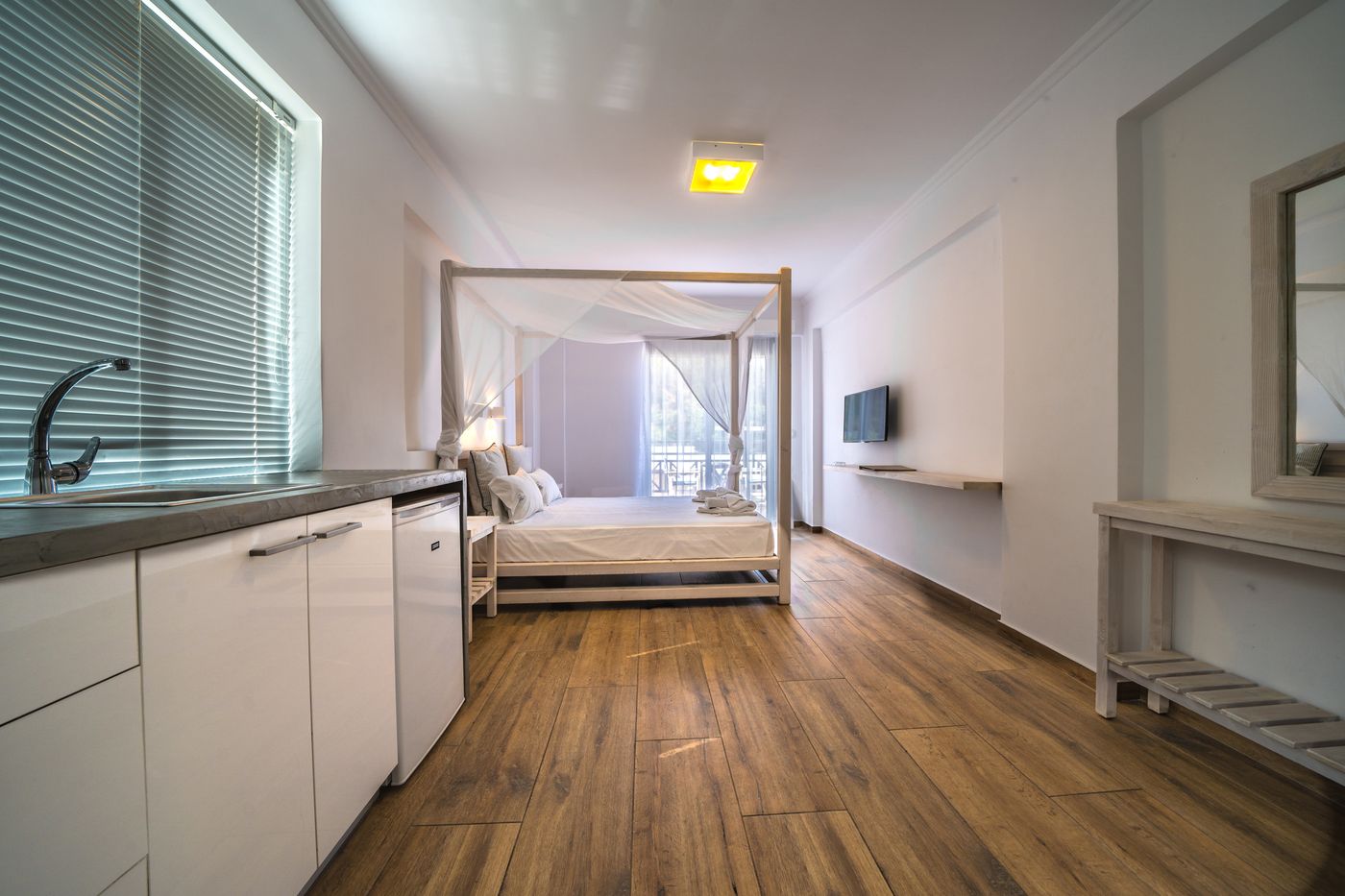 Porto-Kalamaki-Hotel-Apartments-Room-19