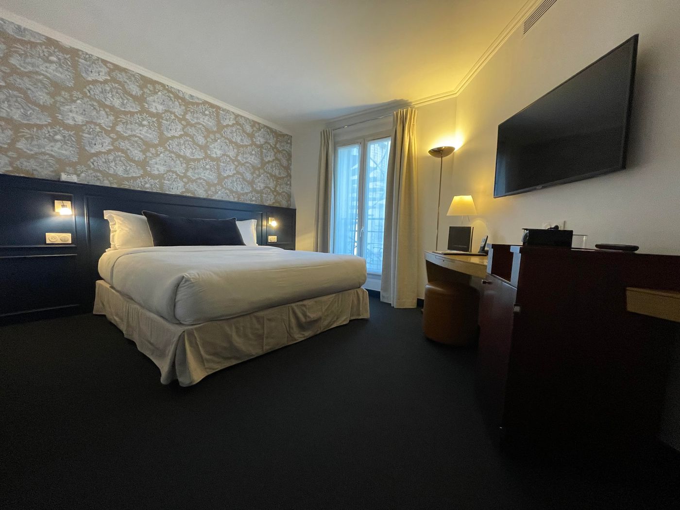 Pergolese-Paris-Room-15