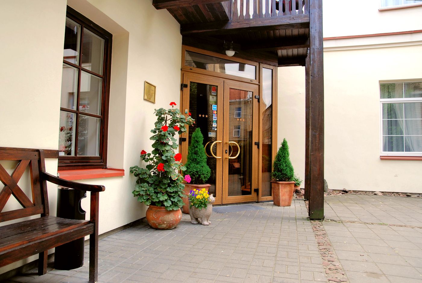 City Gate-Lithuania-VILNIUS-General view-1