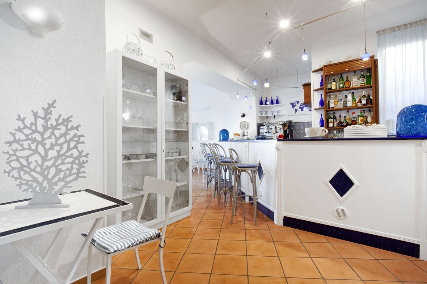 Panorama-Palace-Bar-38