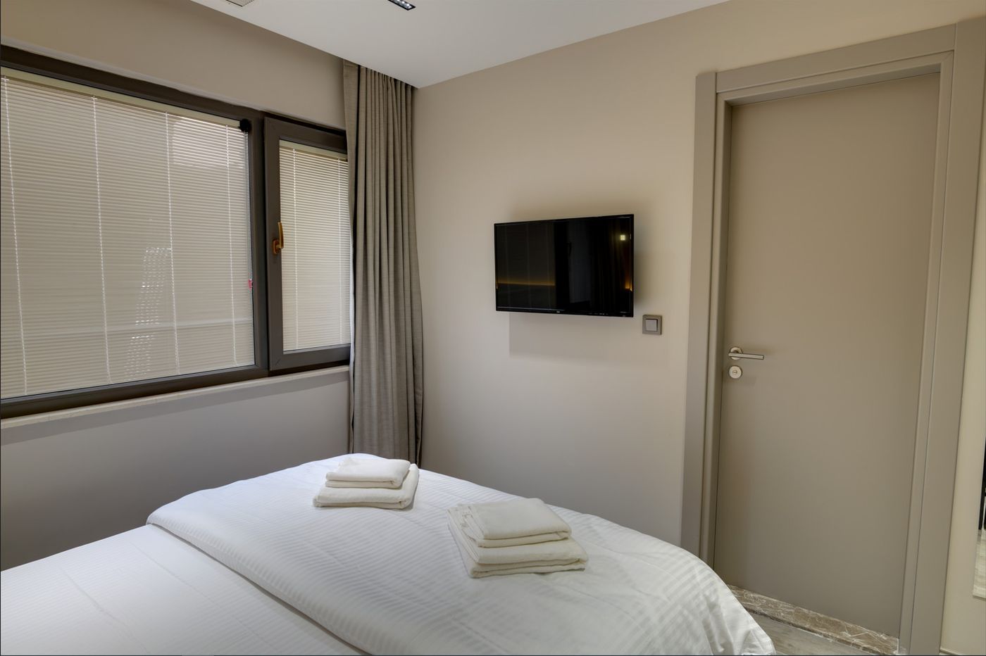 21 Rooms Hotel-Turkey-Istanbul-Room-5