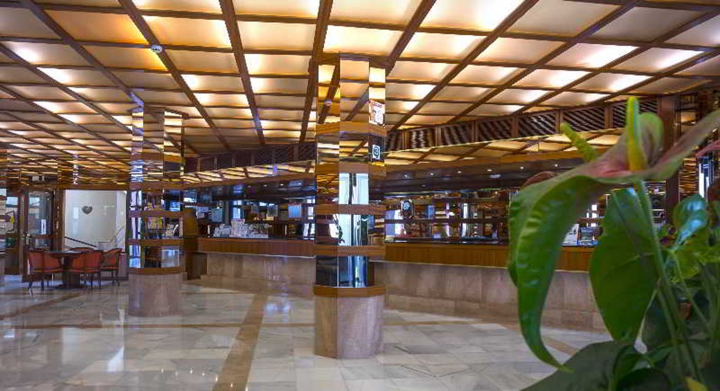 Indalo-Park-Lobby-57