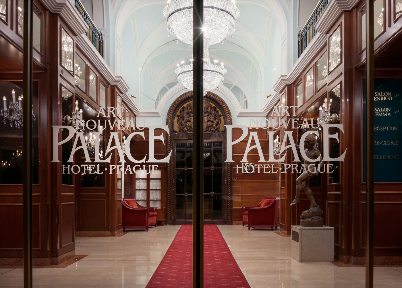 Art-Nouveau-Palace-Hotel-Lobby-5