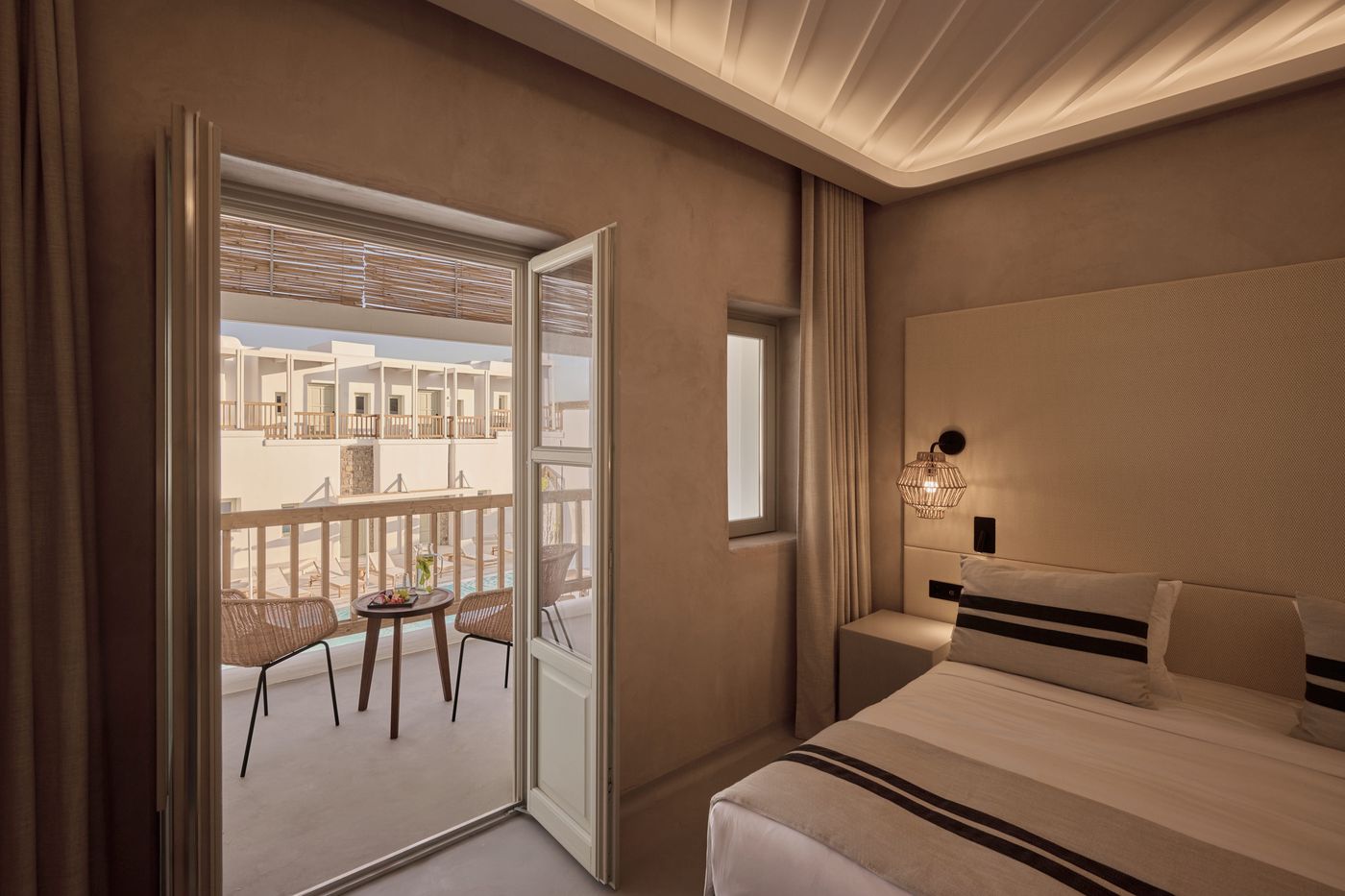 Yi-Hotel-Mykonos---Adults-only-Room-27