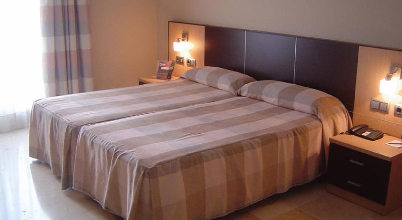 Hotel-Flamingo-Room-13