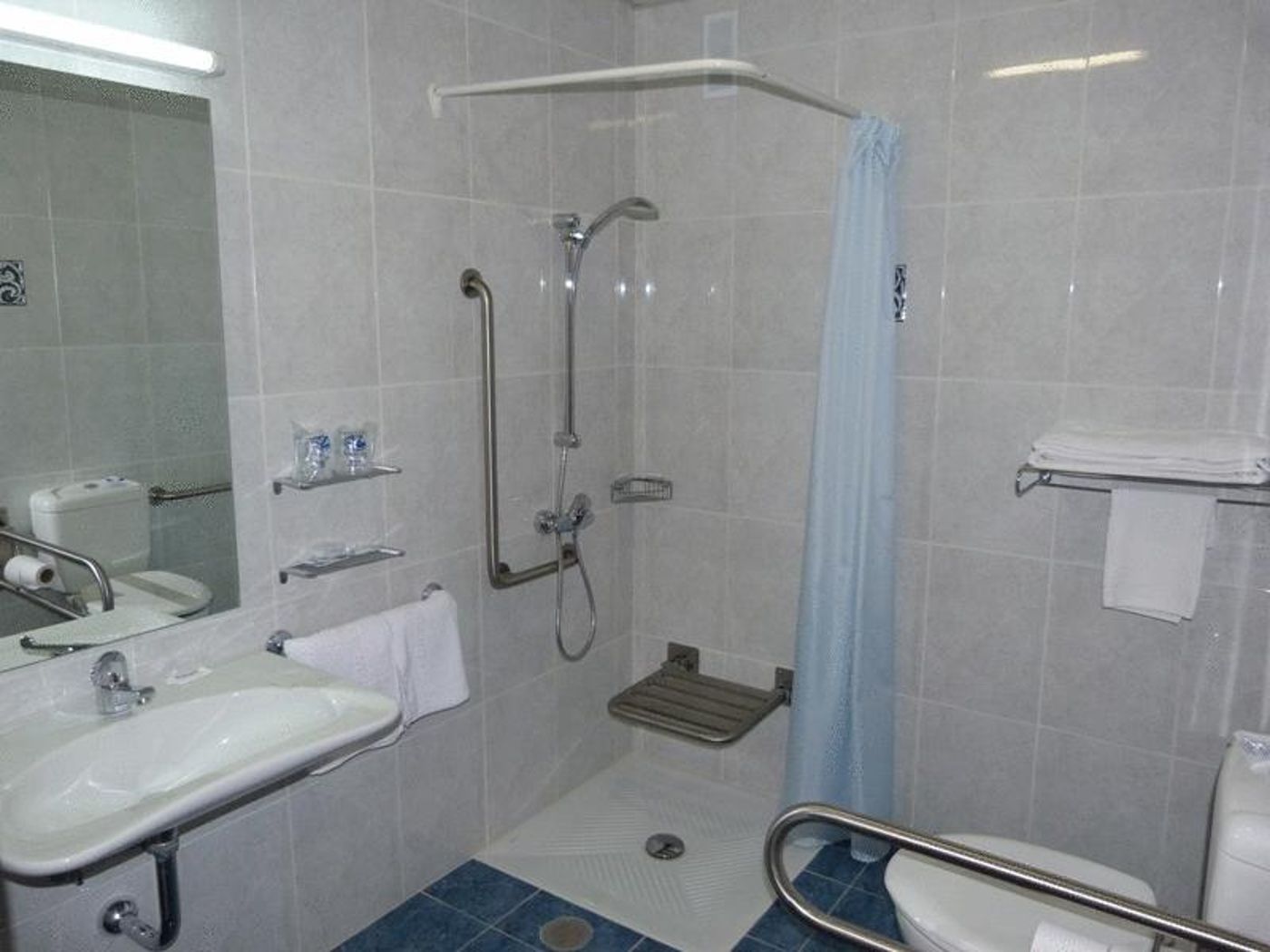 NYX-Hotel-Madrid-by-Leonardo-Hotels-Room-43